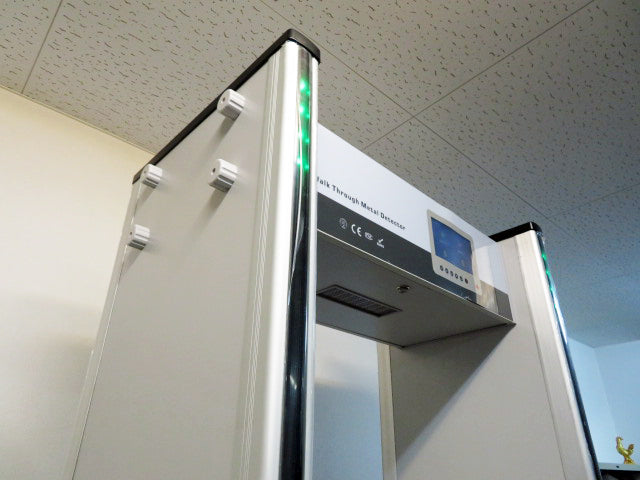 ゲート型金属探知機 ZA30